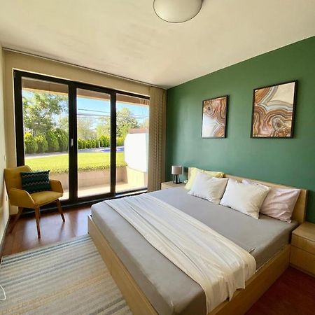 Lovely And Quiet Flat Wmn15 With Terrace/Pool Varna Exteriér fotografie