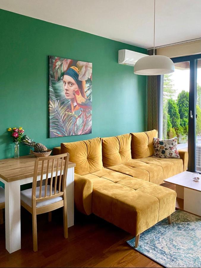 Lovely And Quiet Flat Wmn15 With Terrace/Pool Varna Exteriér fotografie